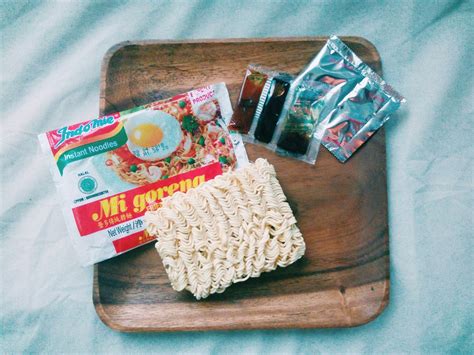 The Impulse Grocer: Indomie Mi Goreng Review