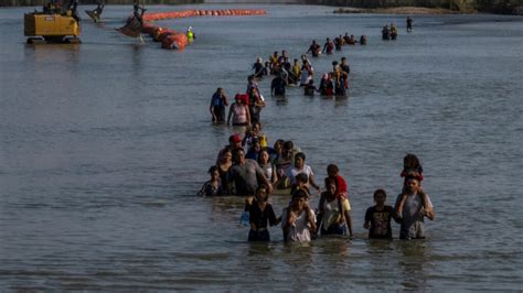 Ley SB4 De Texas Contra Migrantes Entra En Vigor Tras Fallo De Corte