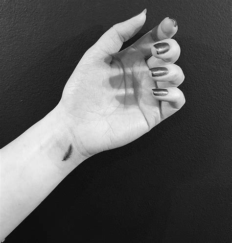 Tiny Super Minimalist Tattoos That Are Subtle But Striking Design