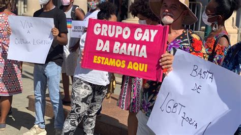 Grupo Gay Da Bahia Coloca Press O E Ocupa Frente Da C Mara Veja Fotos