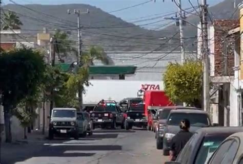 Reportan Balacera Y Bloqueos En Ocotl N Jalisco