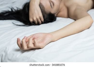 1 665 imágenes de Bedroom after sex Imágenes fotos y vectores de stock Shutterstock