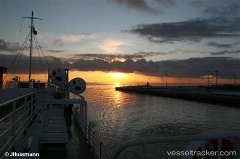 Port of Emden in Germany - vesseltracker.com