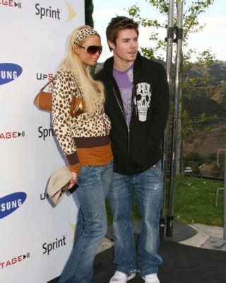 Paris Hilton Showing Her Perky Tits And Pussy To Paparazzi Porn Pictures XXX Photos Sex Images