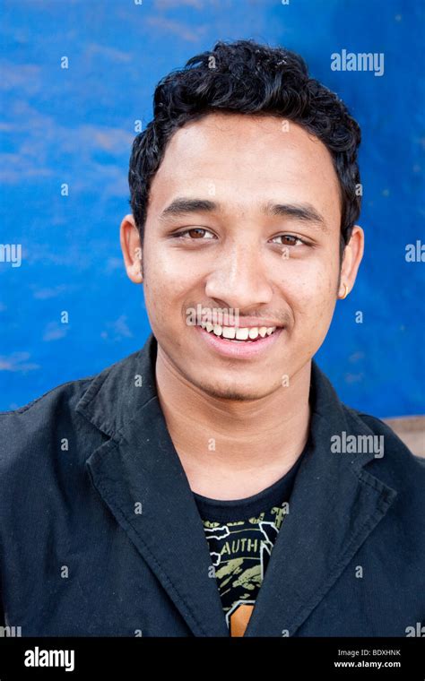 Nepal Man Nepalese Hi Res Stock Photography And Images Alamy