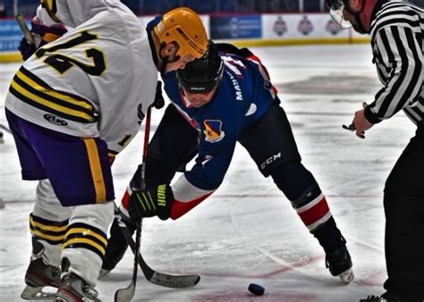 103rd Flying Yankees Hockey 103rd Airlift Wing Article Display