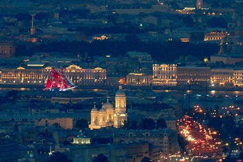Фестиваль «Алые паруса» в Санкт-Петербурге 2025: дата, билеты, что ...