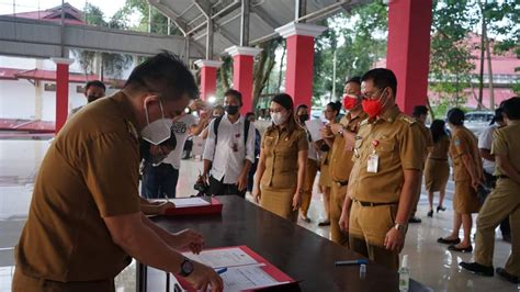 Pejabat Minut Teken Pakta Integritas Suarasulut