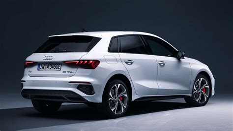 Audi A Sportback Tfsi E El Compacto M S R Pido Y Eficiente De