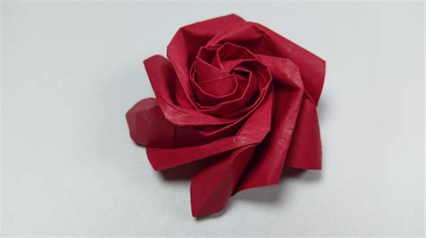 Origami Rose: A Challenging Masterpiece – easy origami tutorial