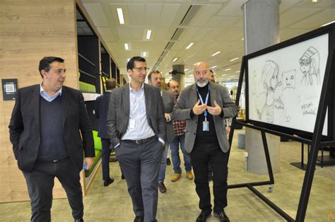 El presidente de la Diputación visita el campus 42 de la Fundación