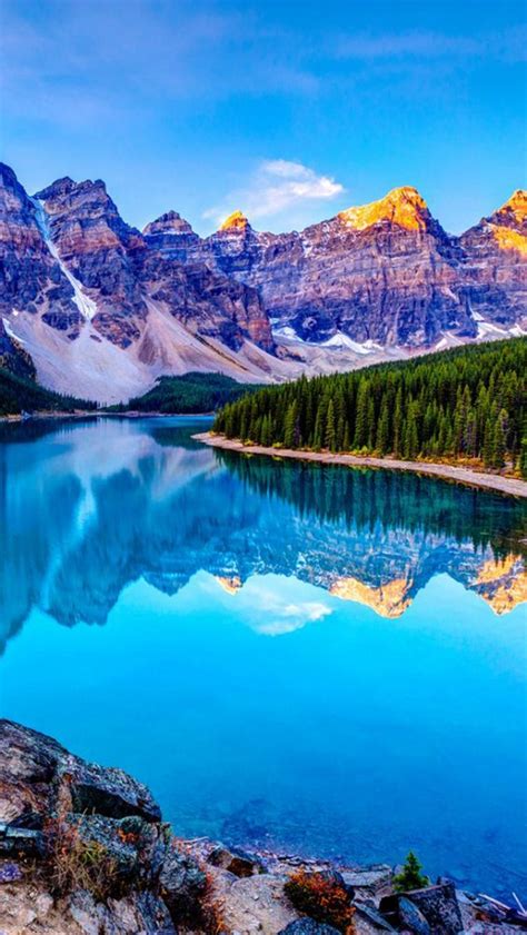 Most Beautiful Mountain Lakes Photos