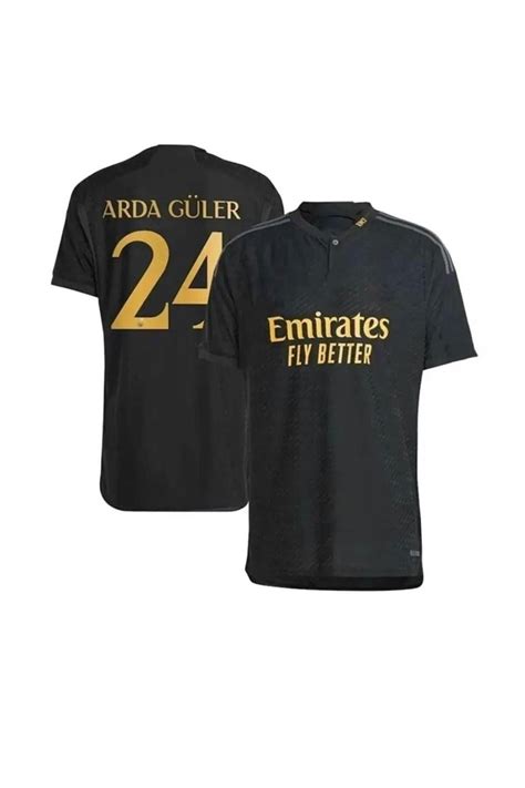 Voters are reacting to the shocking l i e r claims made online 1