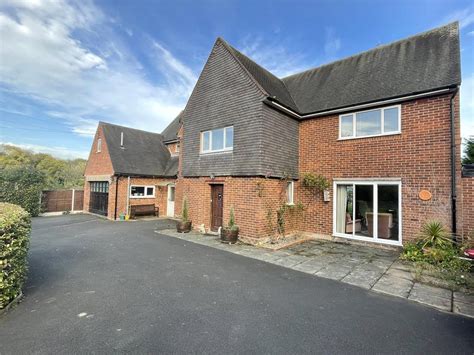 Trimpley Bewdley Worcestershire DY12 5 Bed Detached House 650 000