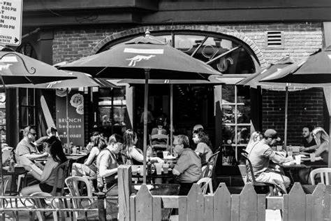 Restaurant Noir Et Blanc Banque Dimages Et Photos Libres De Droit Istock