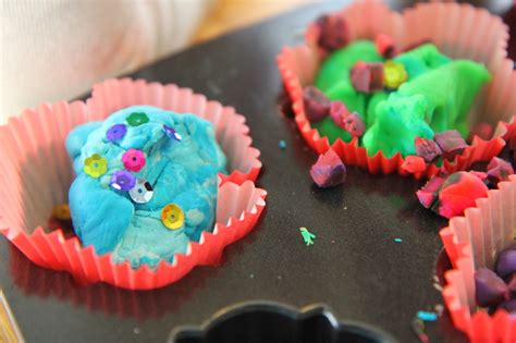 Toddler Approved!: Cupcake Craft for Kids {Laura Numeroff Virtual Book ...