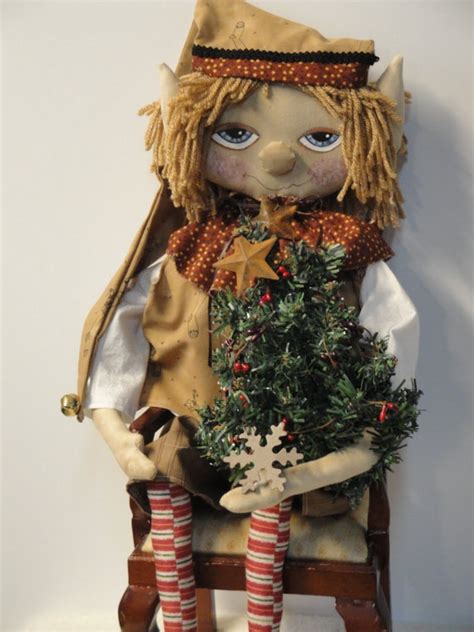 Primitive Elf Doll With Christmas Tree Handmade Cloth Doll Etsy Christmas Elf Doll Elf Doll