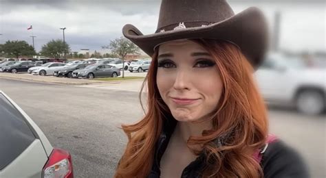 Amouranth Divorce: Responds to Hate Amidst Personal Difficulties