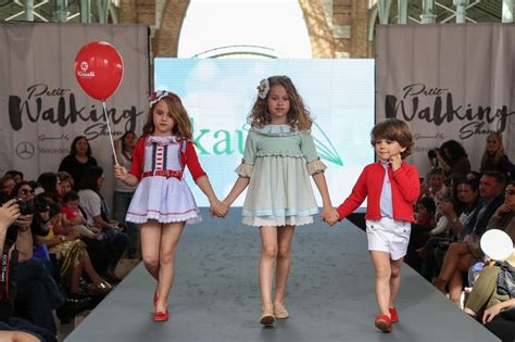 KAULI En La Pasarela Valencia Petit Walking Moda Moda Infantil Pasarela