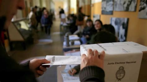 Elecciones 2023 cuántas boletas habrá en los cuartos oscuros de Neuquén