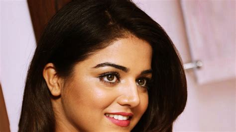 Wamiqa Gabbi Best Hd Wallpaper 30030 Baltana