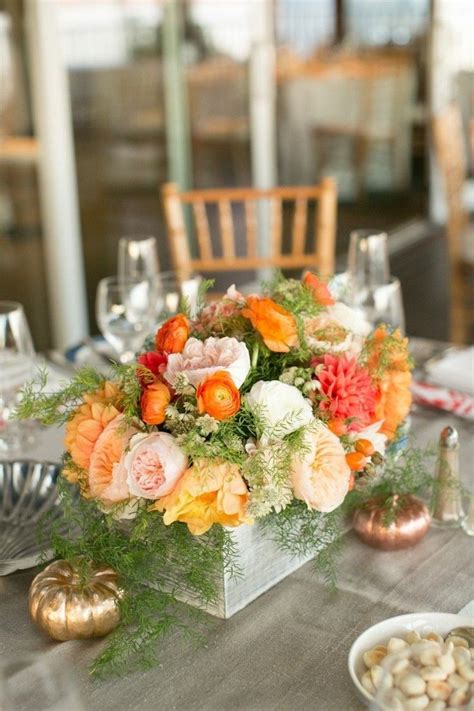 Pin Von Bedouet Auf Arrangements Floraux Tischdekoration Hochzeit