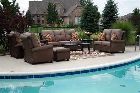 Outdoor Pool And Patio Furniture | Backyard Design Ideas