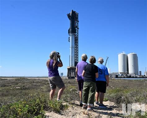 Photo Spacex Prepares To Launch Starship From Starbase In Boca Chica