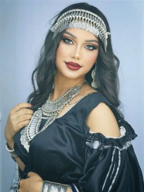 libyan traditional caftan 🇱🇾 in 2025 | Libyan clothing, Arab women