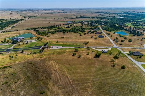 Welcome To The Retreat In Cleburne Texas League Real Estate