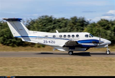 Beechcraft 200 Super King Air Large Preview AirTeamImages