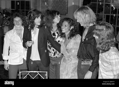 Dianne Steinberg With Aerosmith Joey Kramer Joe Perry Steven Tyler