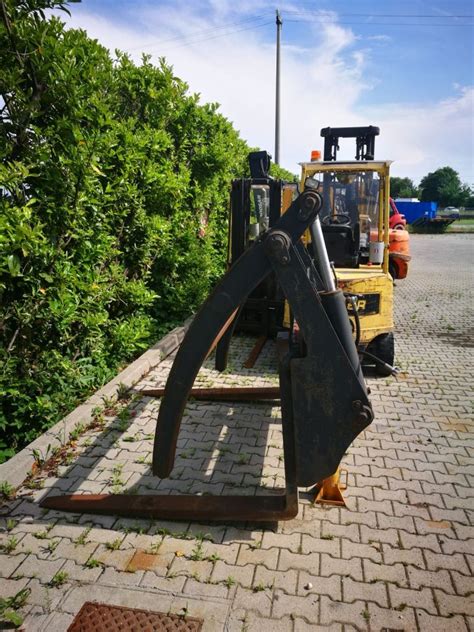 Челен товарач CAT 928 G