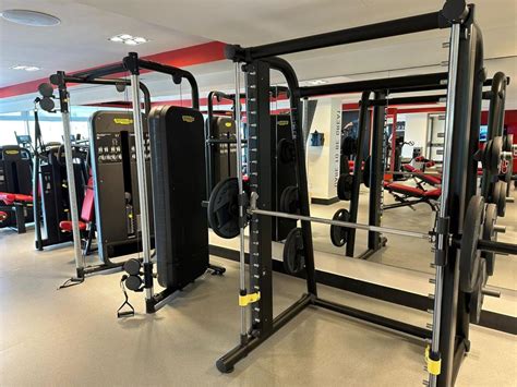 Apartment Complex And Hoa Gym Equipment Rental