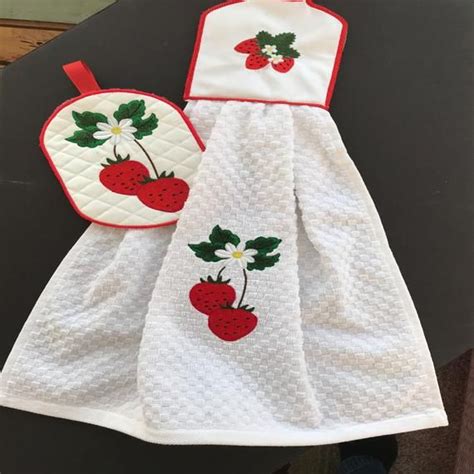 Strawberry Kitchen Decor 2 Piece Kitchen Set Towel And Oven Etsy