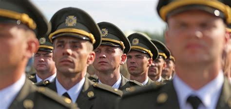 В Україні ввели нові звання в армії і на флоті. Список | Суспільство ...