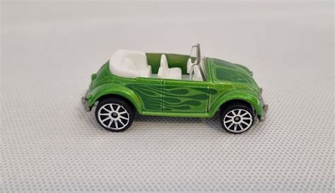 Hot Wheels Volkswagen Fusca Beetle Bug Convers Vel Loose Carrinho De