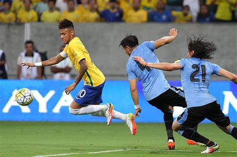 Ouça os gols de Brasil x Uruguai nas ondas Rádio Jornal