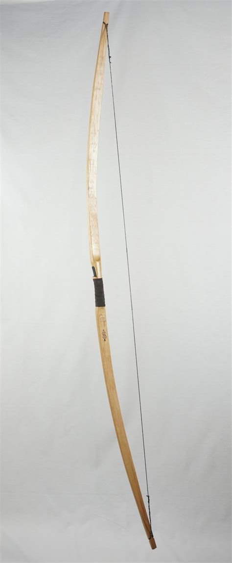 Traditional Longbow Grayvn Bows Archery Historian