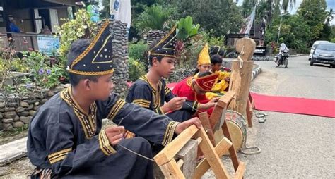 Rasakan Suasana Minangkabau Tempo Dulu Nikmati Keindahan Perkampungan