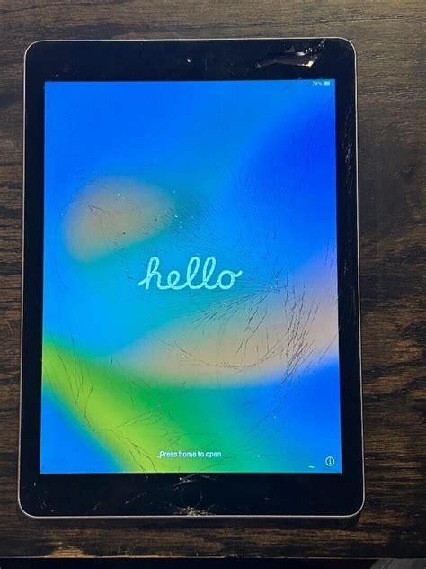 Apple Ipad 5th Generation 32gb Wi Fi 9 7in Space Gray 190198239303 Ebay