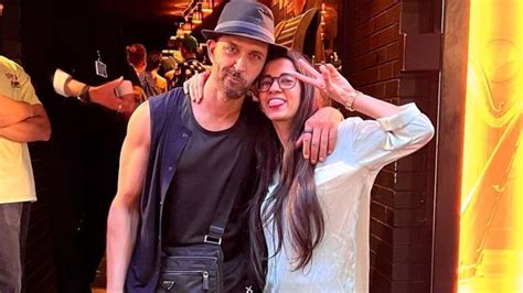 Hrithik Roshan Makes Saba Azad S Birthday Special In This Way Watch