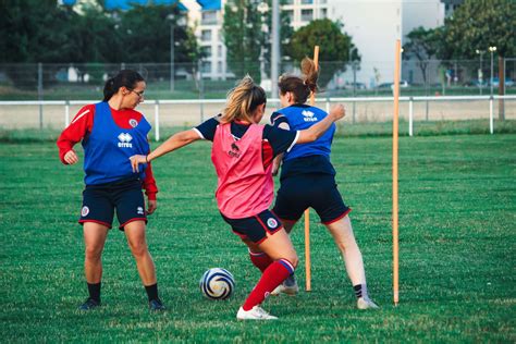 MOIS PORTES OUVERTES CHEZ LES FÉMININES La Berrichonne Football