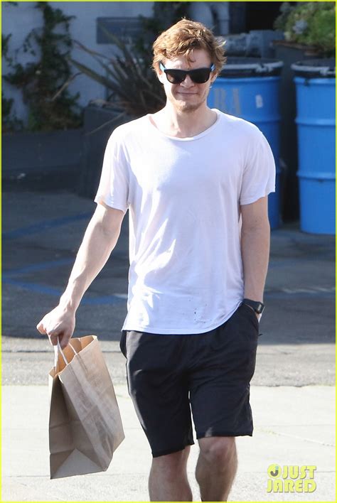 Emma Roberts Evan Peters Couple Up For Post Workout Juice Photo