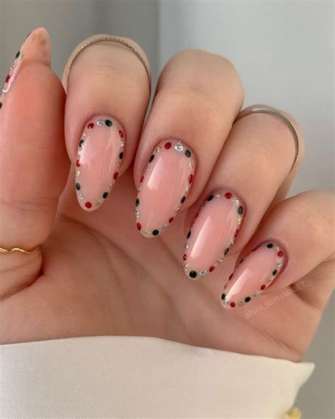 50 Christmas Nails For A December Mani The Pink Brunette Xmas