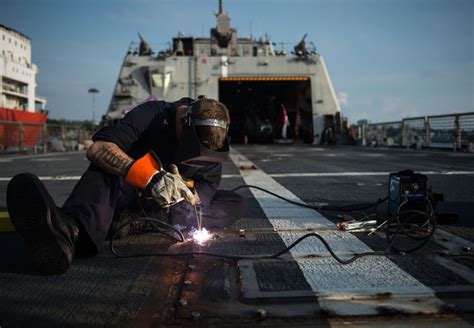 Navy Trying To Boost Sailors Maintenance Abilities RealClearDefense