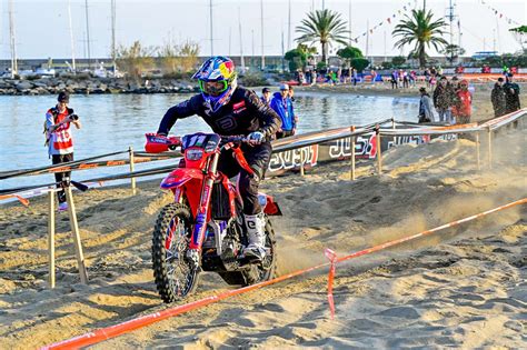 Bruno Crivilin Na Abertura Do Mundial De Enduro