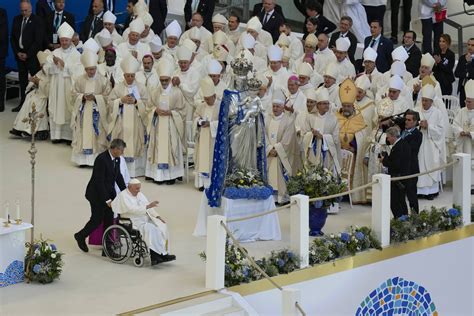 Les Images De La Visite Historique Du Pape Marseille