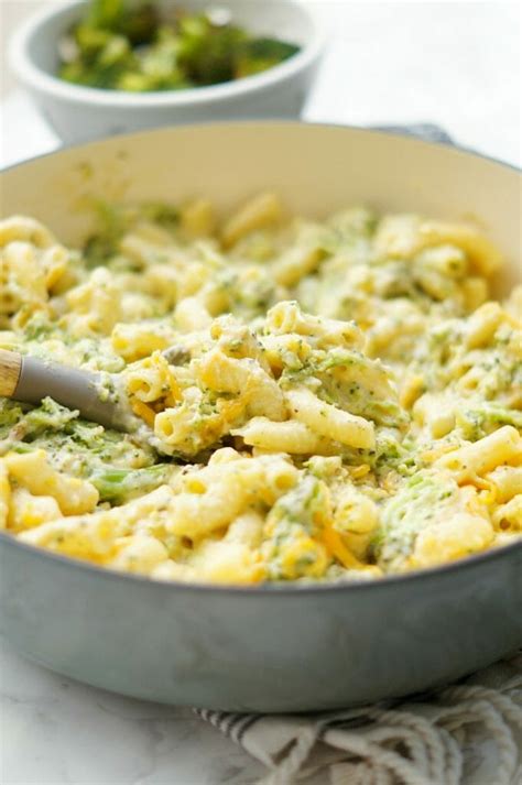 Roasted Broccoli Macaroni and Cheese