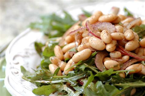 Temperarte Salada de feijão branco e Rúcula